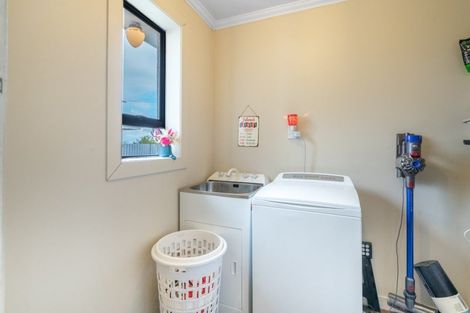 Photo of property in 11 Stephens Street, Waikiwi, Invercargill, 9810