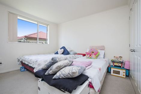 Photo of property in 27 Margarita Rise, Pukekohe, 2120