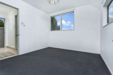 Photo of property in 44a Waverley Avenue, Glenfield, Auckland, 0629