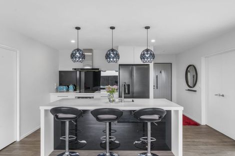 Photo of property in 37 Chris Drive, Rolleston, 7614