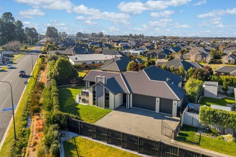 Photo of property in 7 Shillingford Boulevard, Rolleston, 7615