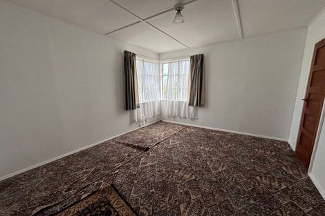 Photo of property in 47 Goldsmith Crescent, Levin, 5510