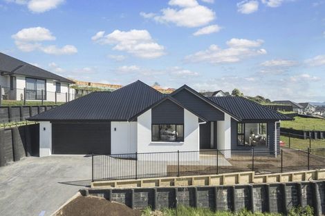 Photo of property in 24 Drower Glen, Flagstaff, Hamilton, 3210