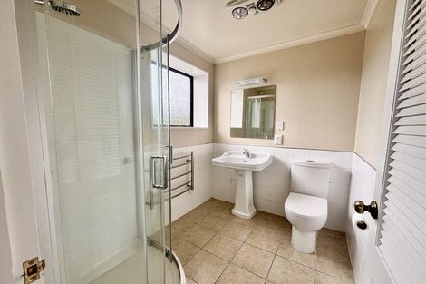 Photo of property in 1 Hobbit Lane, Pinehaven, Upper Hutt, 5371