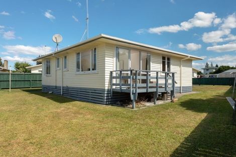 Photo of property in 16 Harris Street, Naenae, Lower Hutt, 5011