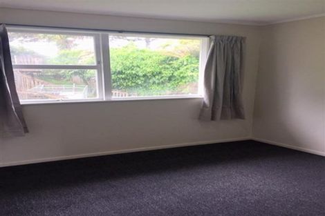 Photo of property in 9 Shale Avenue, Massey, Auckland, 0614