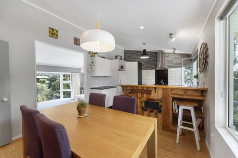 Photo of property in 15 Robert Grove, Paraparaumu, 5032
