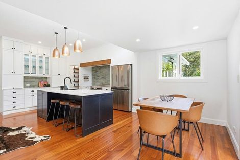 Photo of property in 5 Parkes Avenue, Saint Johns Hill, Whanganui, 4501