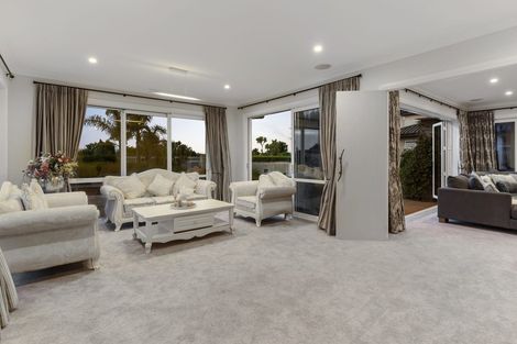 Photo of property in 13 Milano Boulevard, Karaka, Papakura, 2113