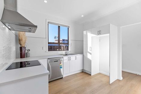 Photo of property in 26 Haydon Street, Roslyn, Palmerston North, 4414