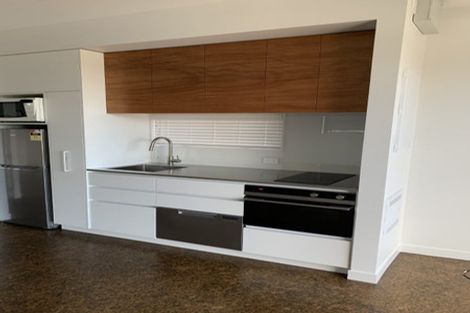 Photo of property in 14 City View Terrace, Birkenhead, Auckland, 0626