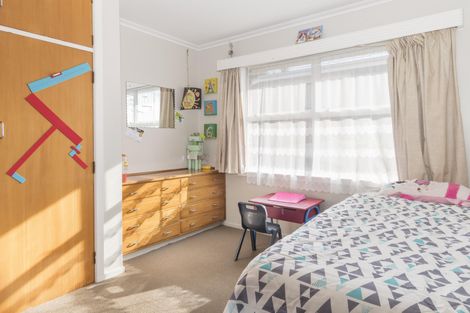 Photo of property in 23 Seaview Road, Otumoetai, Tauranga, 3110