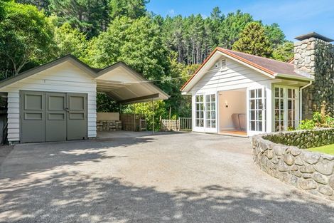 Photo of property in 23/25 Elmslie Road, Pinehaven, Upper Hutt, 5371