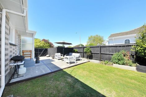 Photo of property in 2/56 Surrey Street, Linwood, Christchurch, 8062