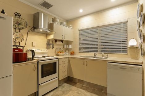 Photo of property in 1/73 Florence Avenue, Orewa, 0931