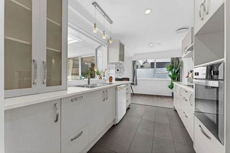 Photo of property in 4 Bacot Place, Howick, Auckland, 2014