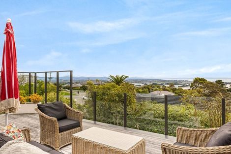 Photo of property in 105 Major Hornbrook Road, Mount Pleasant, Christchurch, 8081