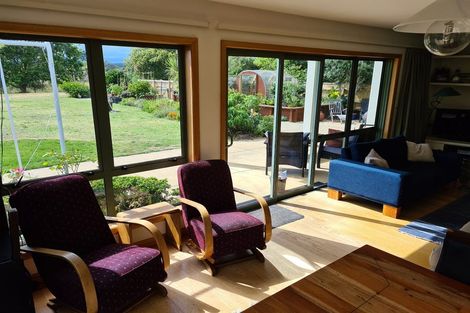 Photo of property in 10 Moreland Place, Mapua, 7005