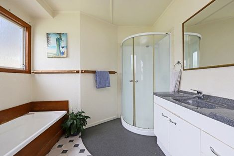 Photo of property in 12 Mangarau Crescent, Havelock North, 4130