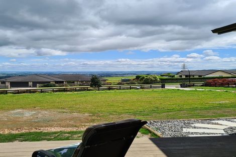 Photo of property in 15 Lawrence Carter Drive, Bombay, 2675