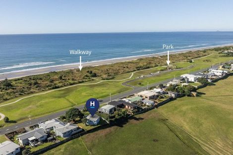 Photo of property in 116 Seaforth Road, Waihi Beach, 3611