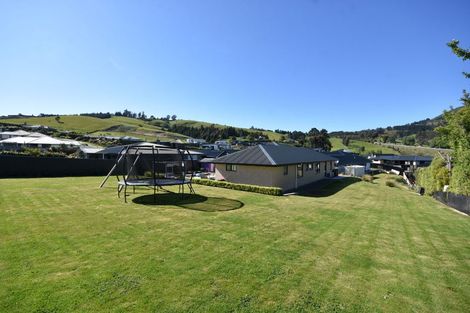 Photo of property in 48 Heathfield Drive, Mosgiel, 9024