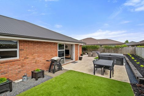 Photo of property in 2 Ambrosia Lane, Aidanfield, Christchurch, 8025