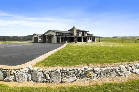 Photo of property in 220 Taieri Peak Road, Meadowbank, Palmerston, 9481