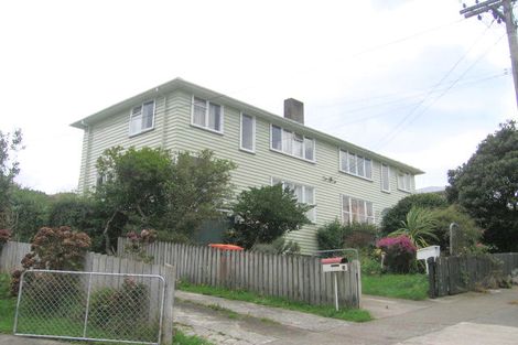 Photo of property in 88 Tremewan Street, Tawa, Wellington, 5028
