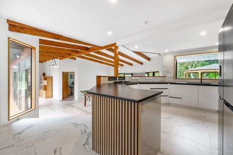 Photo of property in 78 Opanuku Road, Henderson Valley, Auckland, 0612