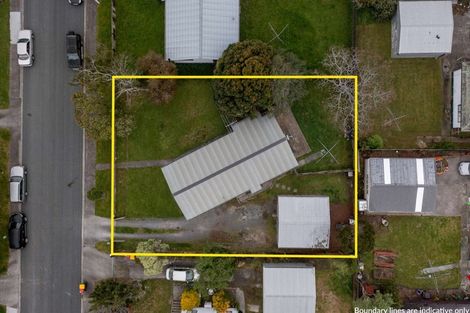 Photo of property in 32 Heathdale Crescent, Papakura, 2110