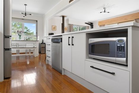 Photo of property in 1 Domain Road, Kawakawa, 0210