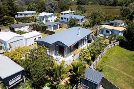 Photo of property in 292b Seaforth Road, Waihi Beach, 3611