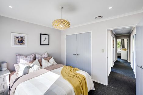 Photo of property in 38a Warwick Crescent, Taradale, Napier, 4112