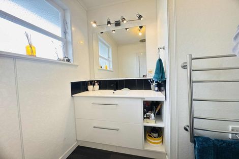 Photo of property in 184 Maxwells Line, Awapuni, Palmerston North, 4412