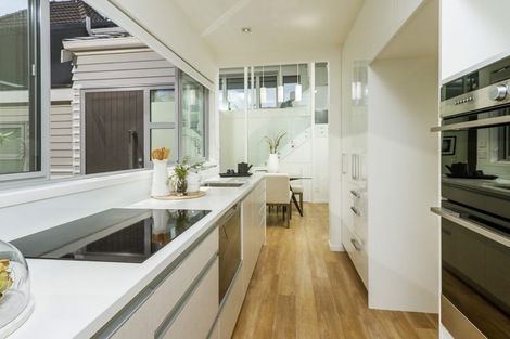 Photo of property in 2/21 Richmond Avenue, Northcote Point, Auckland, 0627