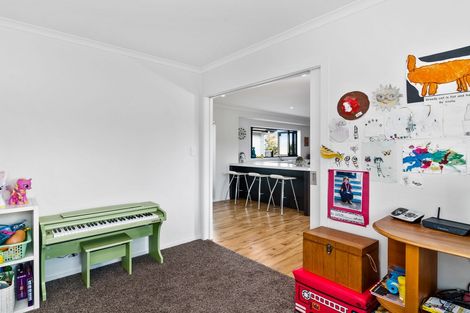 Photo of property in 62 Kenrigg Road, Kinloch, Taupo, 3377