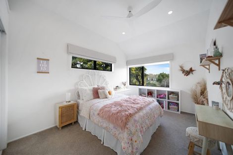 Photo of property in 54 John Gill Road, Shelly Park, Auckland, 2014