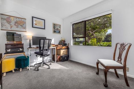 Photo of property in 133 Raumati Road, Raumati Beach, Paraparaumu, 5032