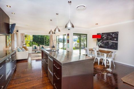 Photo of property in 2 Wharf Road, Te Atatu Peninsula, Auckland, 0610