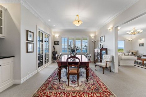 Photo of property in 423 Gillespie Place, Acacia Bay, Taupo, 3385