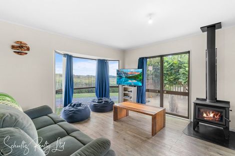 Photo of property in 178 Heatley Road, Whakapirau, Maungaturoto, 0583