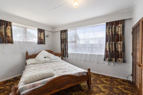 Photo of property in 2a Anzac Road, Otaki, 5512