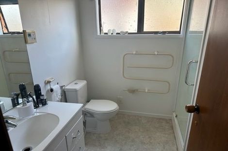 Photo of property in 3/8 Shakespeare Road, Milford, Auckland, 0620