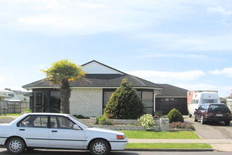 Photo of property in 95 Santa Monica Drive, Papamoa Beach, Papamoa, 3118