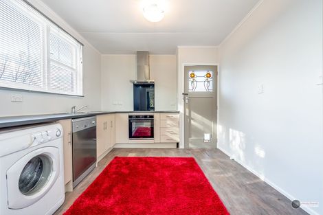 Photo of property in 2/121 Clouston Park Road, Clouston Park, Upper Hutt, 5018