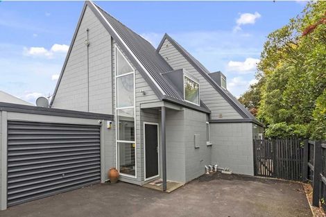 Photo of property in 98a Memorial Avenue, Ilam, Christchurch, 8053