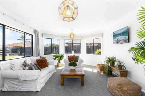 Photo of property in 19 Lantana Place, Mount Maunganui, 3116