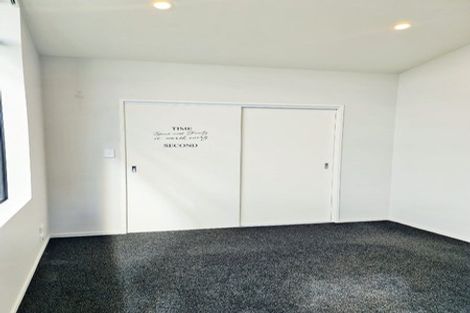 Photo of property in 5 Courage Road, Papakura, 2110