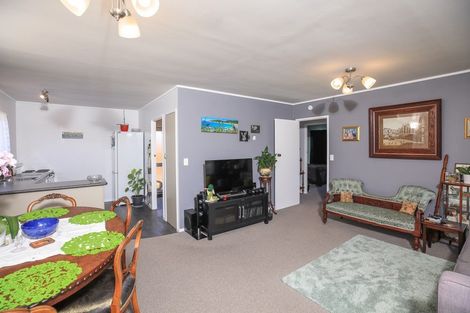 Photo of property in 53 Crawshaw Drive, Nawton, Hamilton, 3200